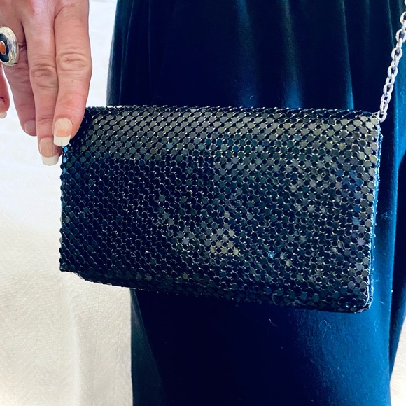 Jessica McClintock Handbags - Jessica McClintock Sparkling Black Evening Clutch with Silver Chain